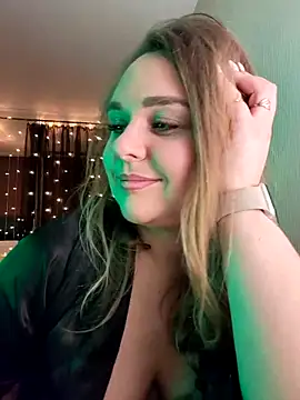 Juicy PeachLux online show from December 1, 6:42 pm