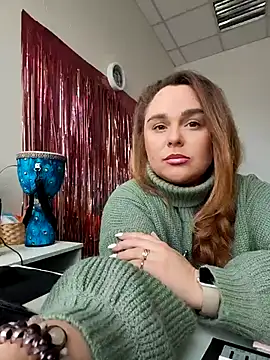 Juicy PeachLux online show from November 30, 8:48 am