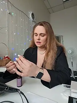 Juicy PeachLux online show from May 20, 5:48 am