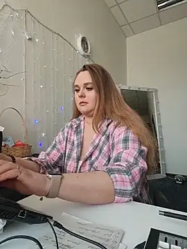 Juicy PeachLux online show from May 15, 7:39 am
