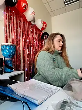 Juicy PeachLux online show from February 27, 7:52 am