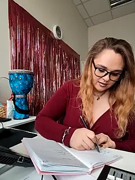 Juicy PeachLux online show from November 16, 7:46 am