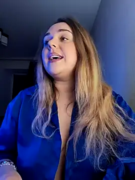 Juicy PeachLux online show from October 28, 2:27 pm