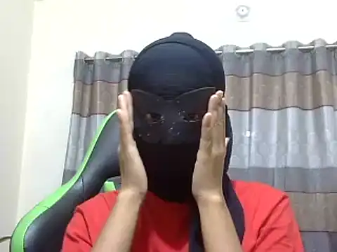 OliviaIslamm online show from March 5, 1:50 pm