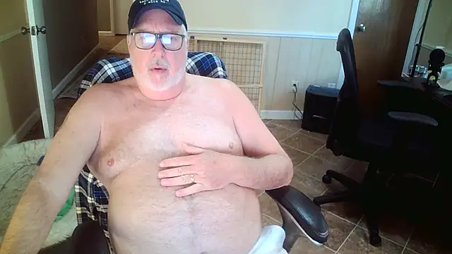 superbearboss online show from November 13, 6:12 pm