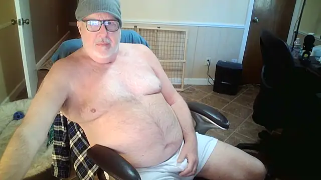 superbearboss online show from November 11, 5:30 pm