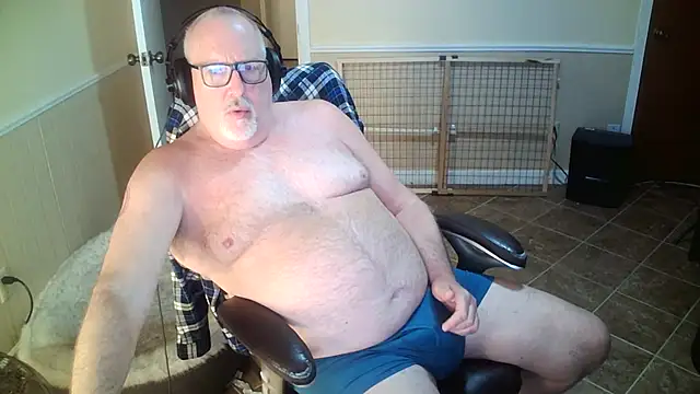 superbearboss online show from October 21, 2:44 am