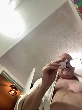 superbearboss online show from March 11, 1:21 am