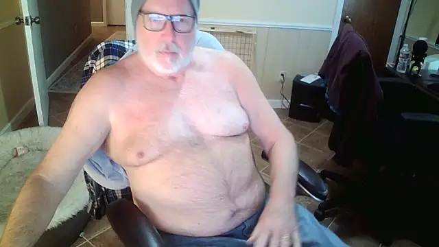 superbearboss online show from December 3, 5:34 pm