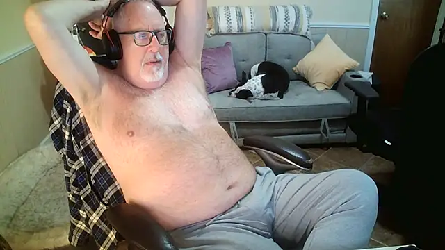superbearboss online show from June 6, 3:17 pm