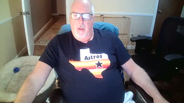 superbearboss online show from October 24, 1:21 pm