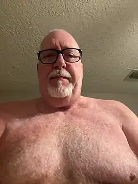 superbearboss online show from February 19, 5:04 am