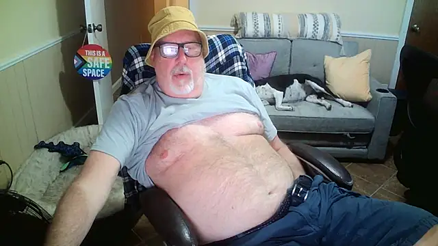 superbearboss online show from February 21, 10:12 pm