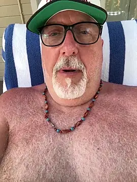 superbearboss online show from May 24, 6:30 pm