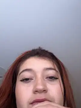 Karina Leon online show from May 13, 8:05 pm