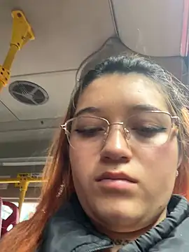 Karina Leon online show from April 29, 7:31 pm
