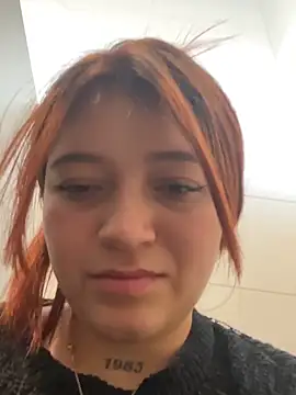 Karina Leon online show from May 8, 6:56 pm