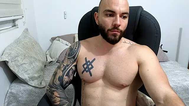 Isaac Carter online show from February 3, 10:37 pm