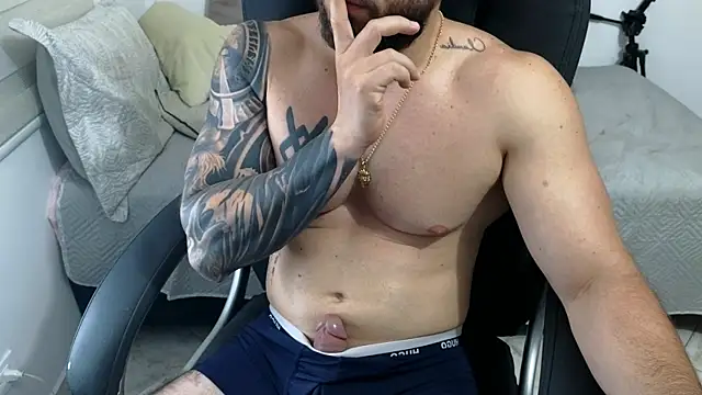Snapshot of Isaac_Carter chatting on June 24, 11:20 am Isaac Carter online show from June 24, 11:20 am