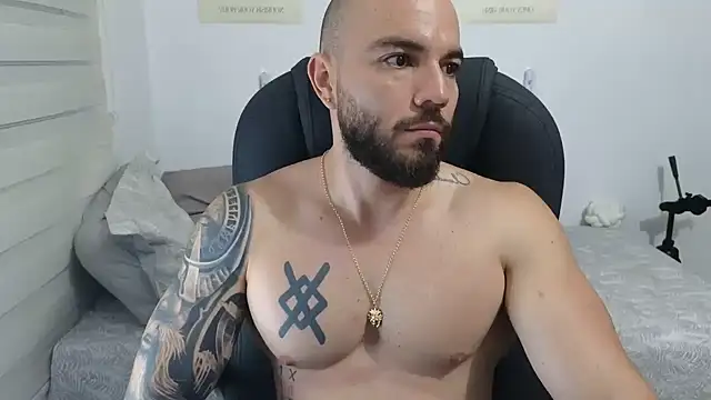 Isaac Carter online show from April 14, 11:15 am