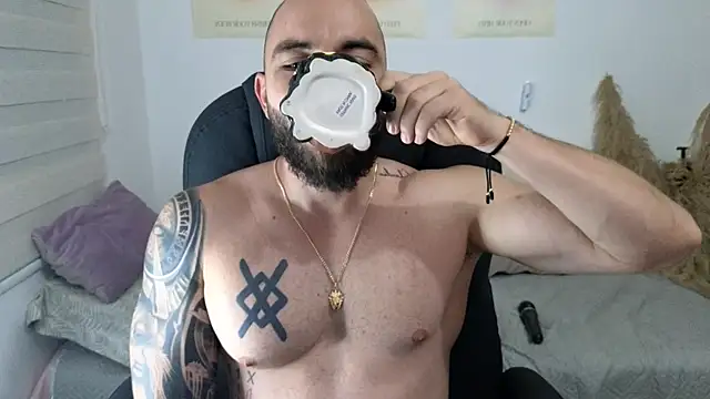 Isaac Carter online show from December 16, 11:25 am