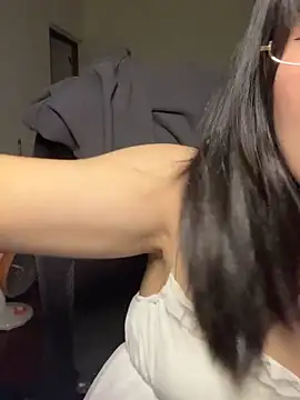 214Jun online show from December 4, 5:23 pm