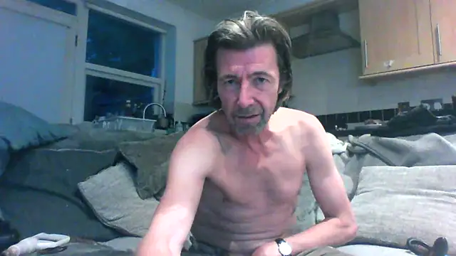 Snapshot of Grower_and_shower chatting on September 23, 6:26 pm Grower and shower online show from September 23, 6:26 pm