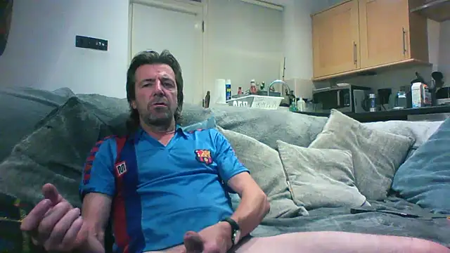 Snapshot of Grower_and_shower chatting on September 15, 7:03 pm Grower and shower online show from September 15, 7:03 pm