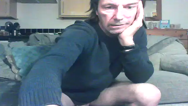 Snapshot of Grower_and_shower chatting on October 7, 7:59 pm Grower and shower online show from October 7, 7:59 pm