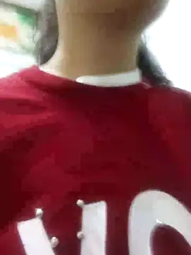 saraaxx1 online show from March 11, 8:09 pm