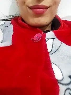 saraaxx1 online show from December 4, 11:31 am