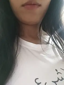 saraaxx1 online show from October 8, 4:19 pm