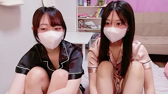 Rodrigues Lucas online show from May 15, 5:22 pm