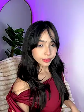  Emily Thompson  online show from November 20, 3:18 am