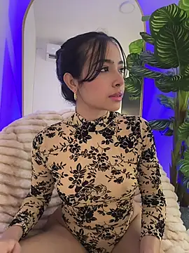 Snapshot of _Emily_Thompson_ chatting on February 28, 1:38 am Emily Thompson online show from February 28, 1:38 am