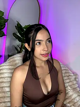  Emily Thompson  online show from November 16, 3:00 am