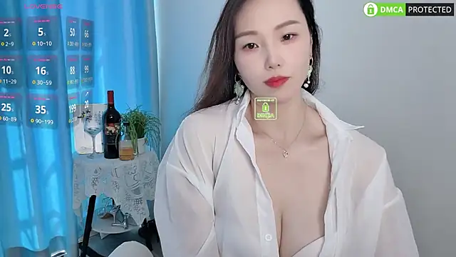 Snapshot of Dewluna chatting on October 5, 6:15 am Dewluna online show from October 5, 6:15 am