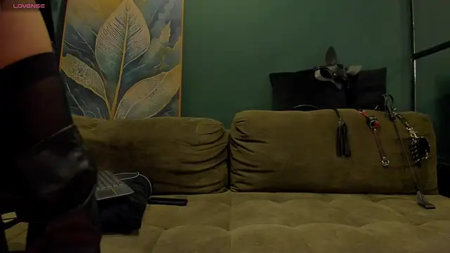  bunnyboy  online show from November 12, 5:11 am