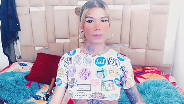 Snapshot of ana_tsxxx chatting on September 13, 4:23 am ana tsxxx online show from September 13, 4:23 am