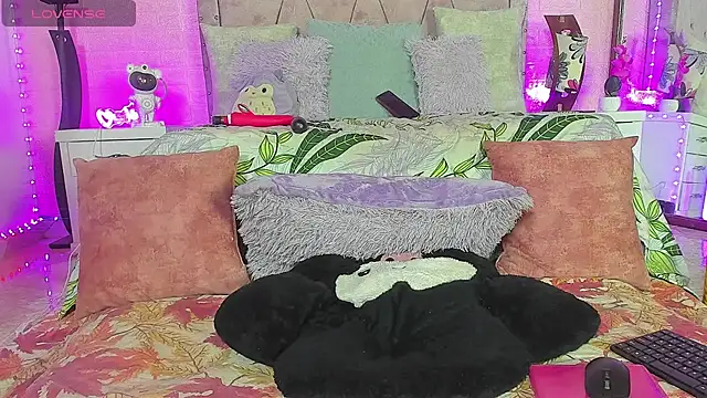 verodaza online show from November 21, 6:56 am