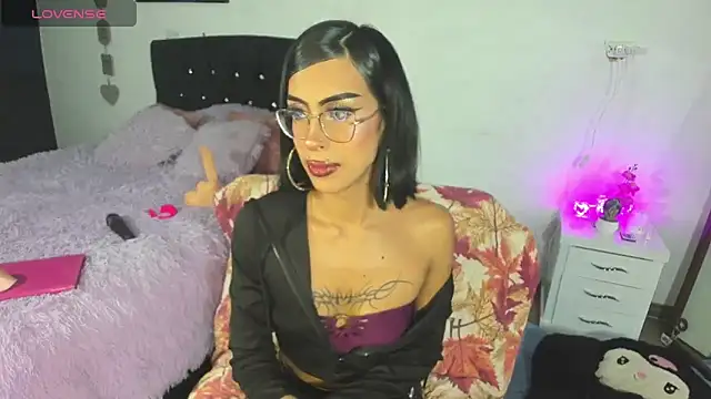 verodaza online show from June 19, 6:08 am