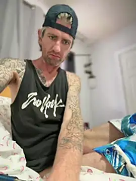 6poundtown9 online show from July 11, 1:39 am