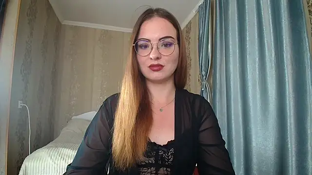Snapshot of Leila_Kissyu chatting on September 11, 1:22 pm Leila Kissyu online show from September 11, 1:22 pm