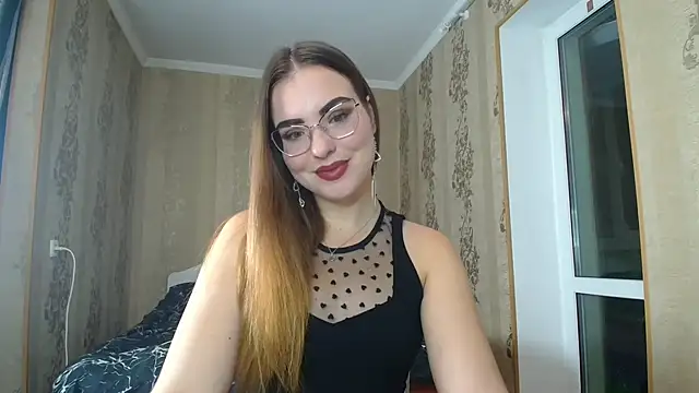 Snapshot of Leila_Kissyu chatting on October 14, 4:07 pm Leila Kissyu online show from October 14, 4:07 pm