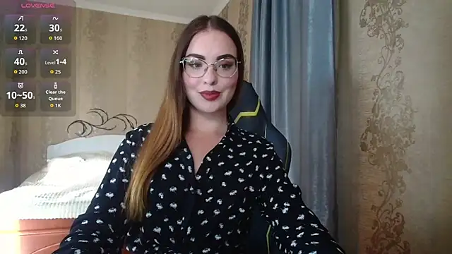 Snapshot of Leila_Kissyu chatting on May 29, 3:40 pm Leila Kissyu online show from May 29, 3:40 pm