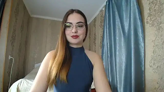Snapshot of Leila_Kissyu chatting on November 19, 11:10 am Leila Kissyu online show from November 19, 11:10 am