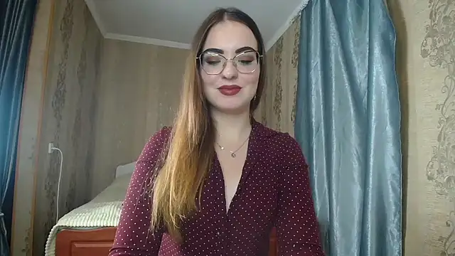 Snapshot of Leila_Kissyu chatting on November 5, 2:31 pm Leila Kissyu online show from November 5, 2:31 pm