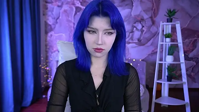 Snapshot of SelenaIris chatting on November 9, 9:19 pm SelenaIris online show from November 9, 9:19 pm