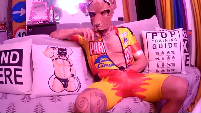 Snapshot of danix_wild_wolf chatting on May 31, 11:16 pm danix wild wolf online show from May 31, 11:16 pm