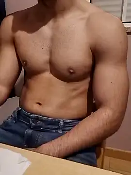 LucianDraven online show from March 5, 11:49 pm